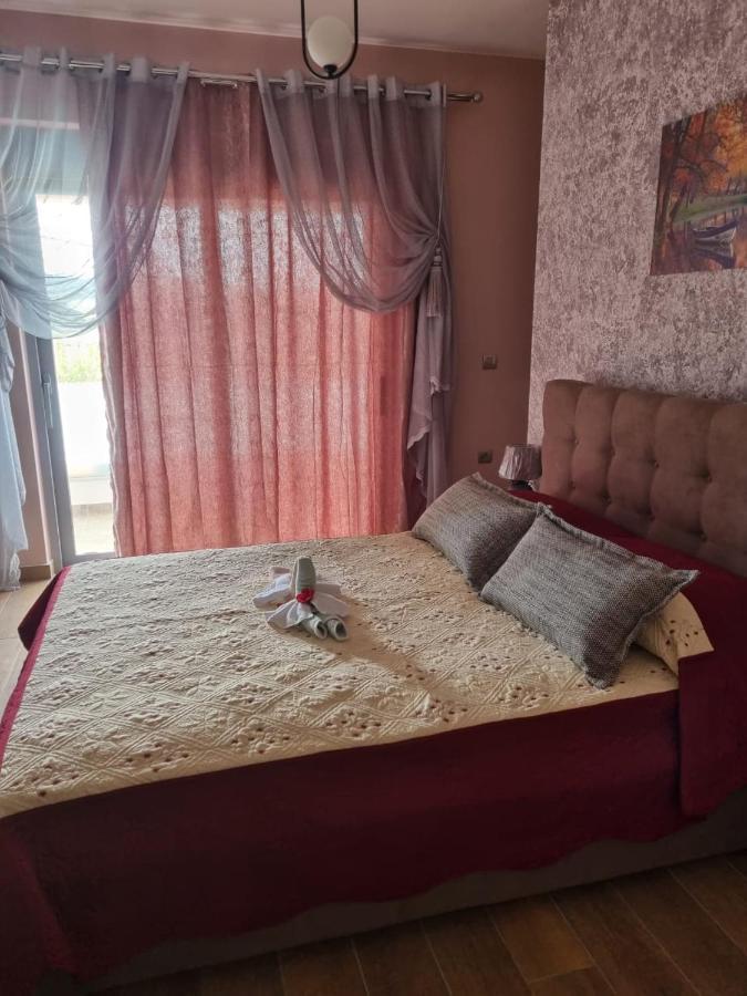 Valentina'S Luxe Apartment Мастрихари Екстериор снимка