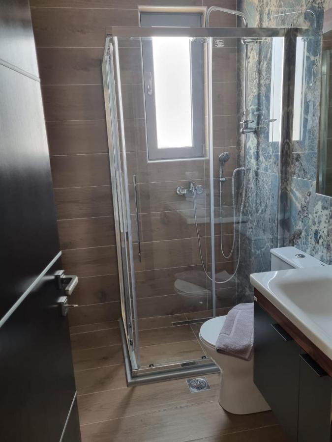 Valentina'S Luxe Apartment Мастрихари Екстериор снимка